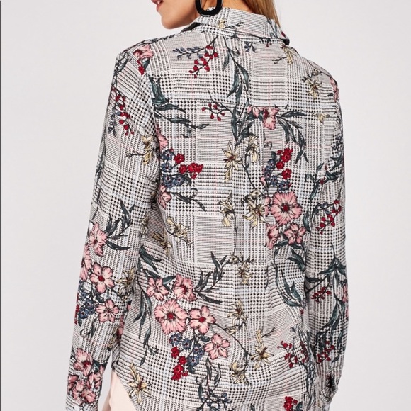 ā£ļøSOLDā£ļø Zara Basic Floral āPied de Pouleā Blouse - Picture 1 of 7